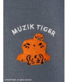 Green Parks ムジークタイガー／裏起毛刺しゅうフーディー