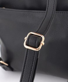 LA BAGAGERIE フロント金具デイリーリュック