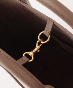 BEIGE， MARY AL TERNA / BOW