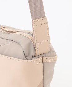 Y'SACCS シルキーリュクスショルダーバッグ