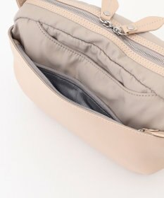 Y'SACCS シルキーリュクスショルダーバッグ