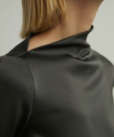 BEIGE， GINETTE / シャーリングブラウス