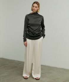 BEIGE， GINETTE / シャーリングブラウス