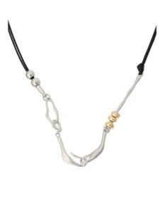 Green Parks ｅｖｅｒｙ　ｗａｌｋ．コードミックスネックレス