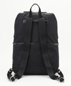 Y'SACCS ナイロン×リサイクルレザー　コンビマルチリュック