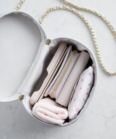 Maison de FLEUR リボンキルティングキューブショルダーバッグ