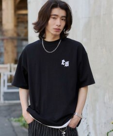 WEGO 【ユニセックス着用ITEM/MLサイズ展開】アクセ付きストレートライングラフィックT（SS）