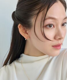 Phoebe 【痛くないシリーズ】ラインストーンパールフロートライトフィットイヤリング　ゴールド