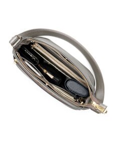 IBIZA プリード　ナイロン　ショルダーバッグ