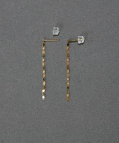 Phoebe 〈金属アレルギー対応〉グリッターエクレアロングピアス　ゴールド/ニッケルフリー