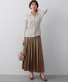 23区 【先行予約】グロッシープリーツ ロングスカート