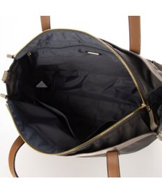 LA BAGAGERIE 【エコユース】ナイロン×型押しエナメル　2WAYA4トート