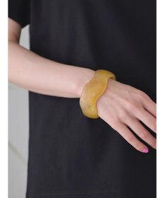 AMERICAN HOLIC ボリュームＣ型マーブルバングル