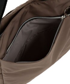 ACE BAGS & LUGGAGE ACE アリッサム ショルダーバッグ 17690