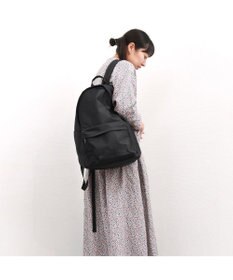 UNBILLION カシュカシュ cachecache / 【WEB限定】ユニセックスで使えるシンプル好きさんのための11ポケットリュック