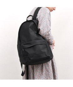 UNBILLION カシュカシュ cachecache / 【WEB限定】ユニセックスで使えるシンプル好きさんのための11ポケットリュック