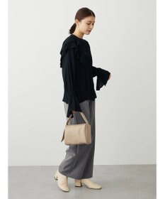 Green Parks ・Ｐｅｔｉｔ　Ｆｌｅｕｒ　ラッフルショルダーブラウス