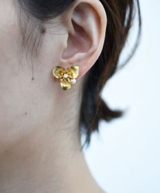 monshiro 【2WAY/スワロフスキー】シュウカイドウニハチライン ピアス