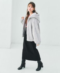 Feroux フード付きフェイクファー パーカー