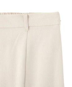 earth music&ecology ジップスリットＩラインスカート