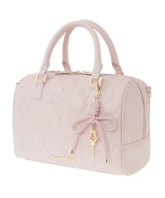 Maison de FLEUR チャーム付きリボンキルティングボストンバッグ