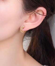 Phoebe 【痛くないシリーズ/金属アレルギー対応】マーガレットフラワーフープライトフィットイヤリング　ゴールド