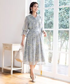 Tiaclasse 【洗える】程良い透け感のプリントボウタイワンピース