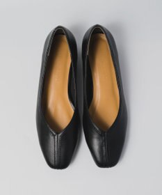 BONTRE 【PRECIEUX JOUET/プレシュウジュエ】デザインステッチVカットフラットパンプス