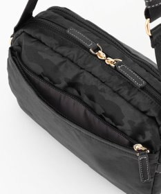 LA BAGAGERIE カモフラジャカード はっ水ショルダー