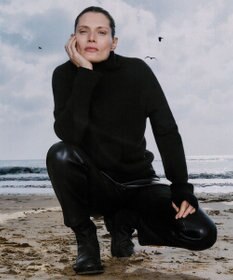 JOSEPH 【FOUNDATIONS】【AW23】レザーストレッチ　スリムフィットトラウザーズ