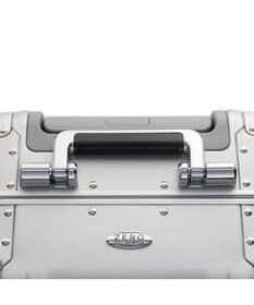 ZERO HALLIBURTON 【雑誌掲載】Classic Aluminum 3.0 機内持ち込みスーツケース 33L 94402
