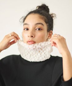 #Newans タートルネックレースブラウス