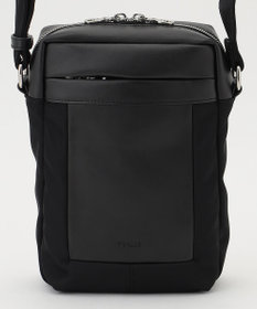 Y'SACCS ブロックモチーフポシェット