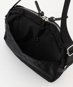 Y'SACCS ダブルポケットベーシックショルダー