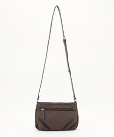 LA BAGAGERIE ポリエステルキャンバス　タックポシェット