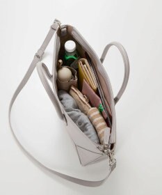 TOPKAPI 【TREASURE TOPKAPI】フェイクレザー ジオメトリック ショルダー付 トートバッグ