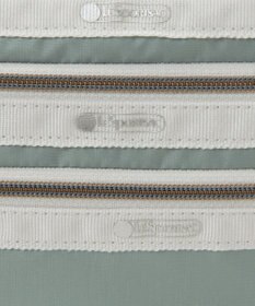 LeSportsac CLASSIC 3 ZIP POUCH/ソフトアークティック/キーライムC