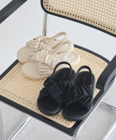 earth music&ecology ギャザークロスサンダル