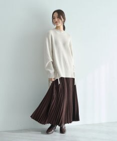 YECCA VECCA サテンプリーツスカート