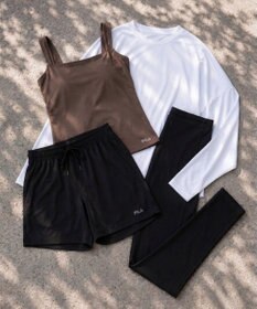 OP／FILA 【FILA】ドルマンスリーブロングTシャツ付き４点セット水着