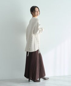 YECCA VECCA サテンプリーツスカート