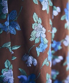 GRACE CONTINENTAL フラワー刺繍フレアスカート