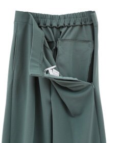 Green Parks ・Ｐｅｔｉｔ　Ｆｌｅｕｒ　タックテーパードパンツ