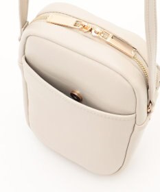 LA BAGAGERIE ランダムプリーツショルダーバッグ タテ