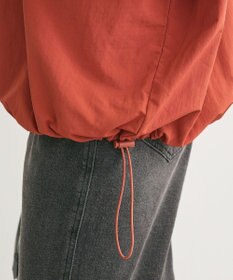 Green Parks ナイロンロゴＶネックプルオーバー