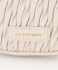 LA BAGAGERIE ランダムプリーツショルダーバッグ タテ