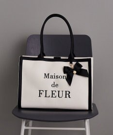 Maison de FLEUR ロゴ刺繍キャンバストートバッグ