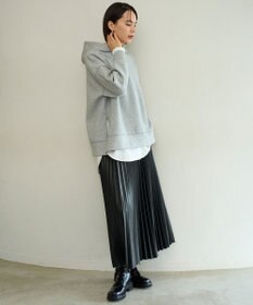 UNFILO 【野呂佳代さん着用】フェイクレザー プリーツスカート