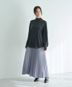 YECCA VECCA サテンプリーツスカート