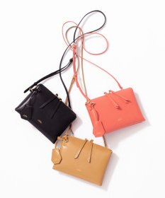 23区 スクエアフラット ショルダーバッグ